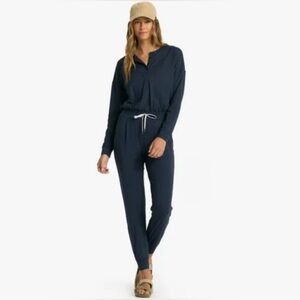 Vuori Lux Henley Jumpsuit Ink Heather Large
